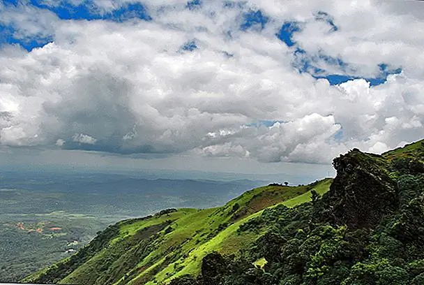 Mullayanagiri Peak (Photo by Riju K)