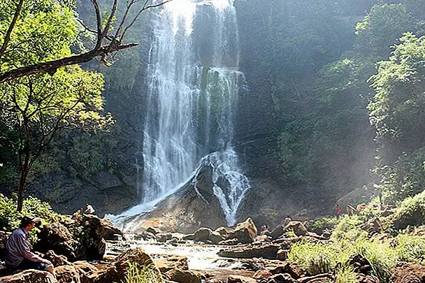 Hebbe Falls (Photo by sanjibm)