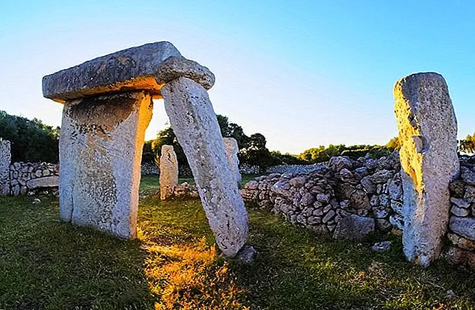 The prehistoric site of Talatí de Dalt (Menorca Island)