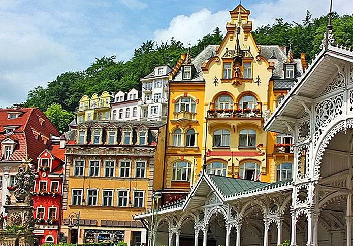The colonnades and spas of Karlovy Vary