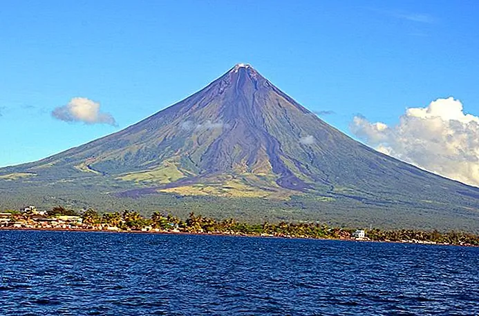 Mayon Volcano, Albay