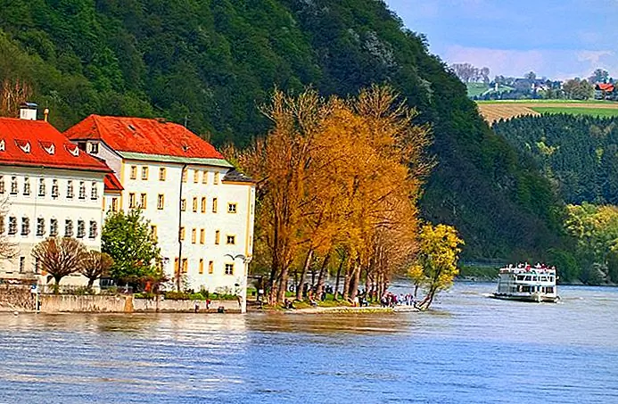 A boat trip on the Danube
