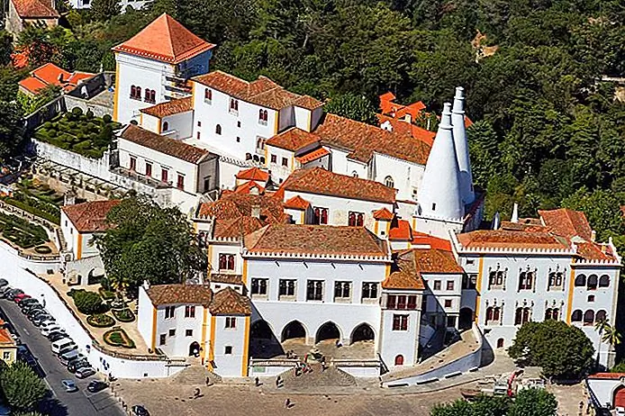 Visiting the National Palace of Sintra